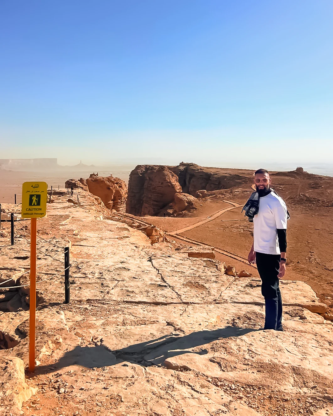 Edge of the World & Keshta — Manjour Trail — Riyadh